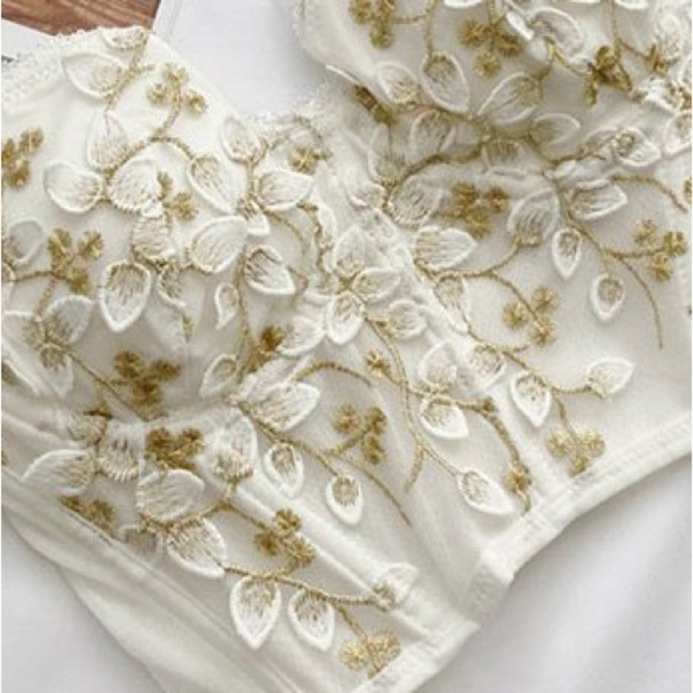 Vintage lace bustier top - Picture 4 of 5